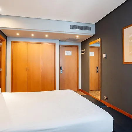 Hotel Eurostars Atlantida 4*